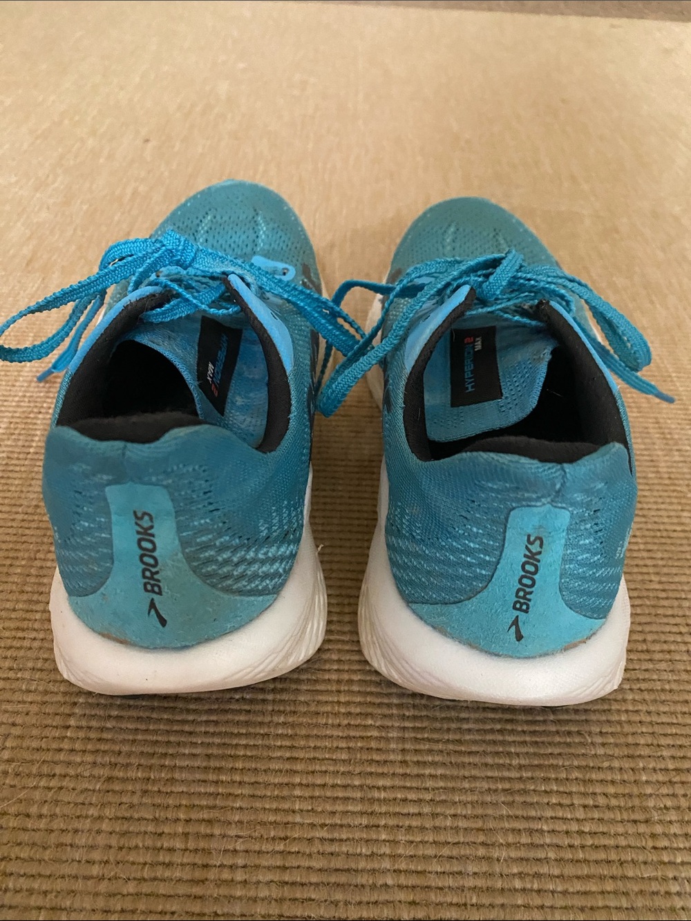 Brooks Hyperion Max 2 Women's Teal Running Shoes with Coral Accents - Picture 5 of 10